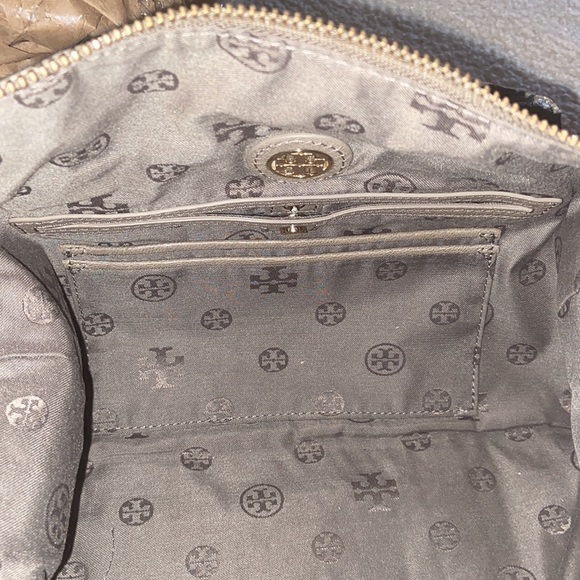 Tory Burch satchel with detachable long strap - Picture 6 of 9